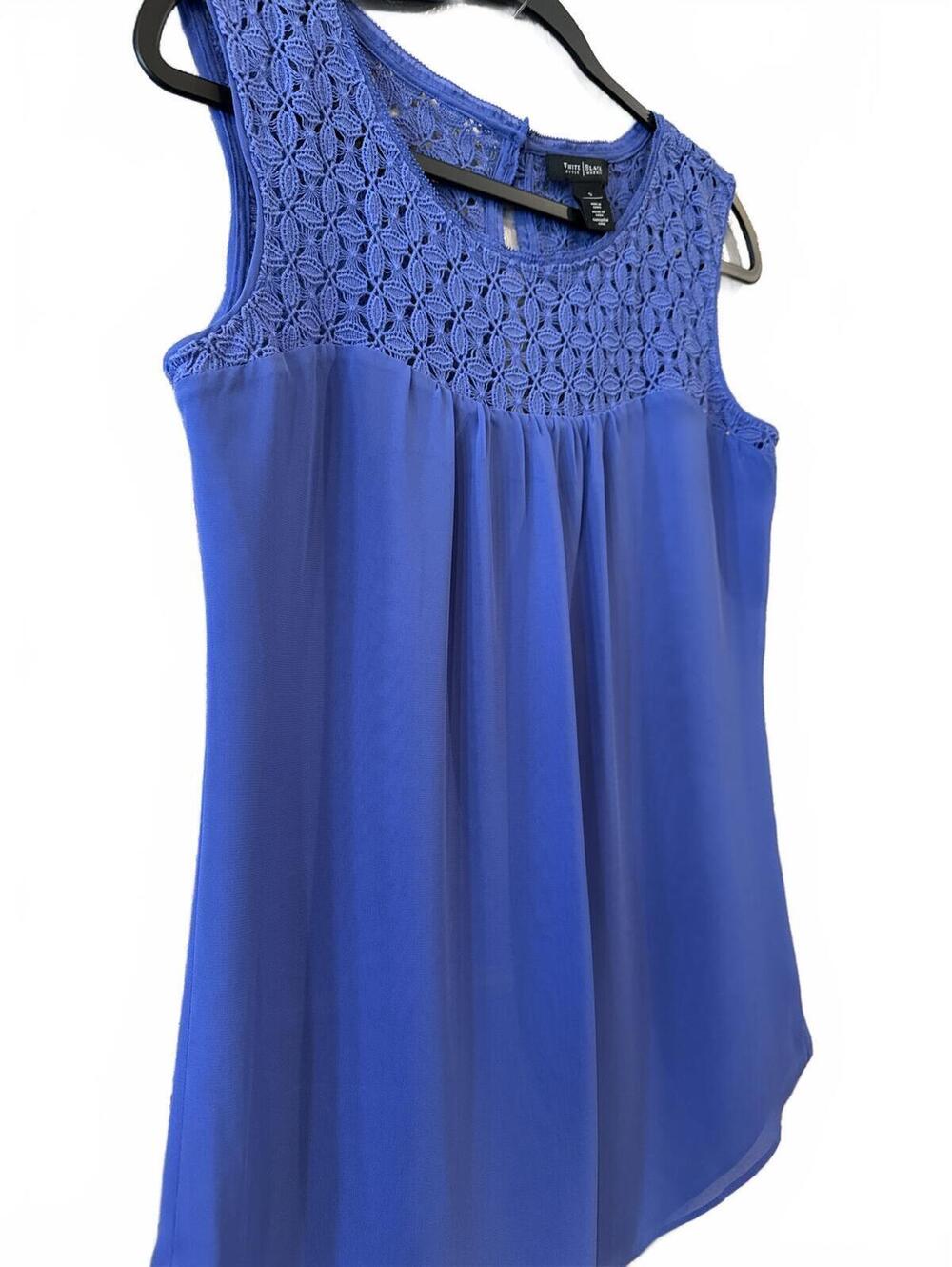 White House Black Market Women's Blue Sleeveless Lace Yoke Blouse Size S - Picture 3 of 7